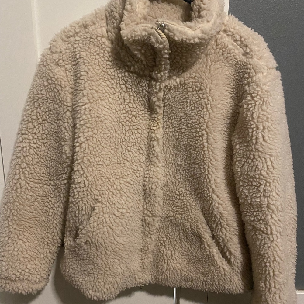 Pacsun sherpa
